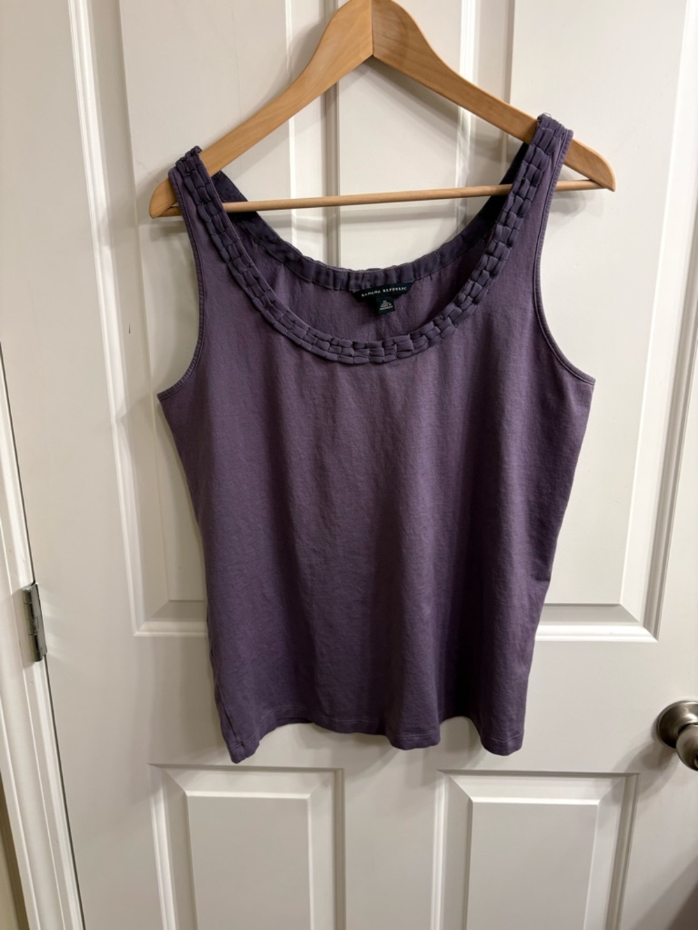 Banana Republic Purple Braided Trim Scoop Neck Tank XL
